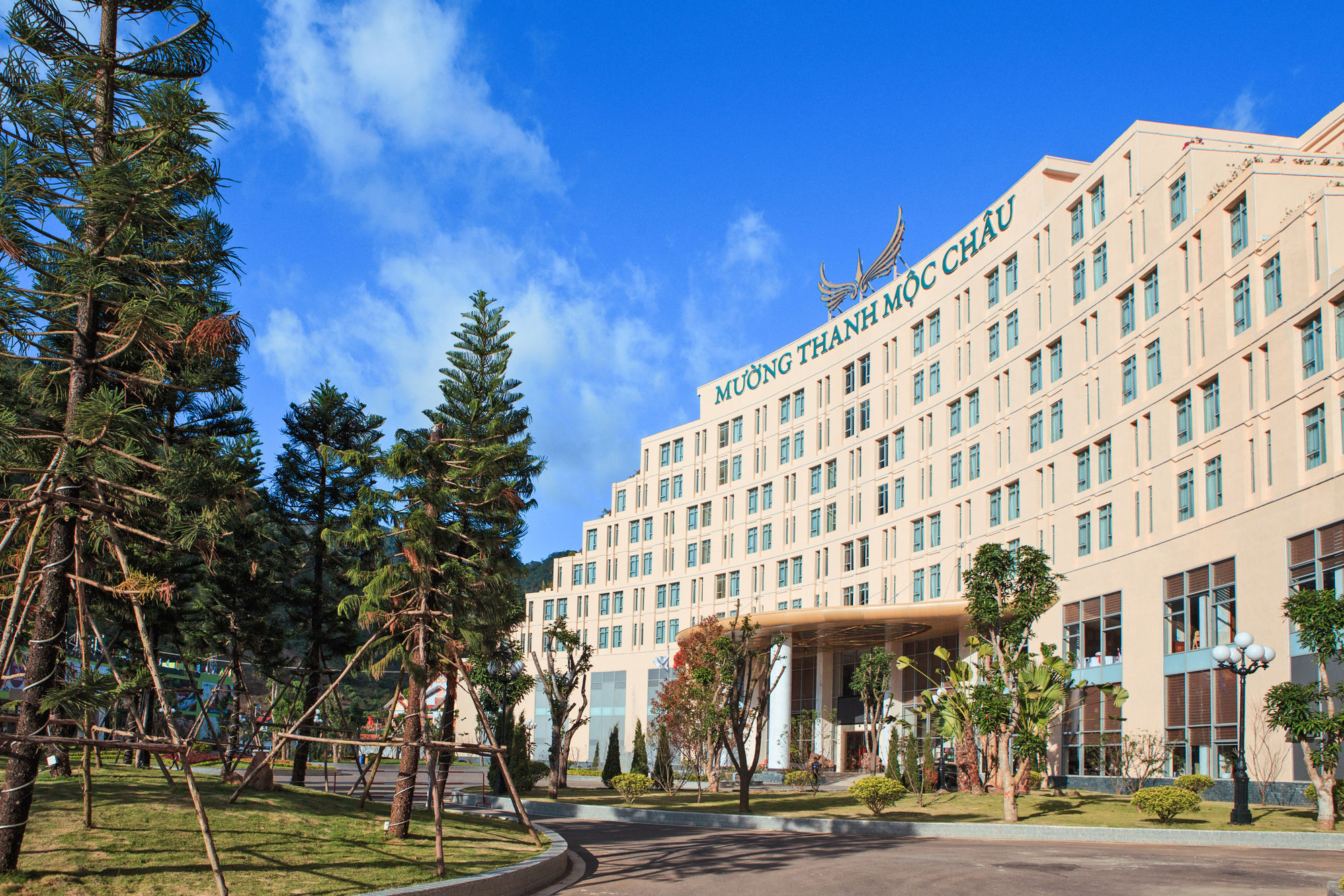 Muong Thanh Holiday Moc Chau Hotel Exterior photo